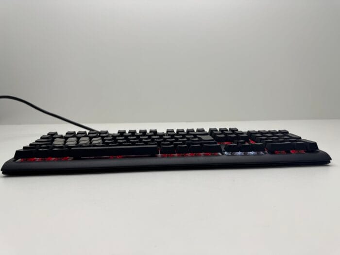 Corsair Strafe RGB, Red switch, Refurbished, Nordic layout - image 2