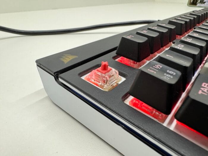 Corsair Strafe RGB, Red switch, Refurbished, Nordic layout - image 3