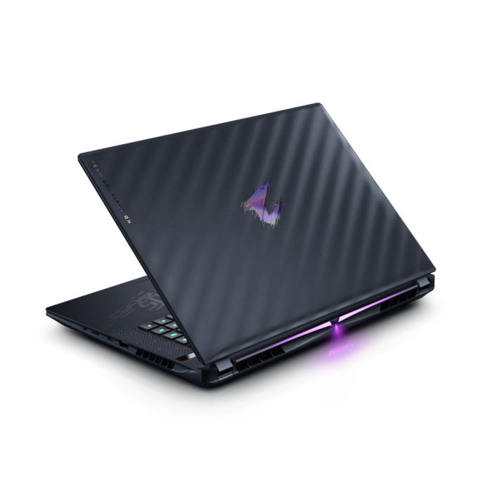 Gigabyte Aorus Master BXHC4EEE64SP, 16", WQXGA OLED, Intel Core Ultra 9 275HX, 32GB DDR5, 2TB SSD, GeForce RTX 5090 24GB GDDR7, Windows 11 Pro, Dark Tide