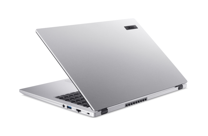 Acer TravelMate TMP215-55-TCO-59KD QHD IPS i5-120U/16GB/SSD 512GB/Intel Iris Xe Graphics/Win11Pro/ENG kbd/FP/Silver/3Y Warranty | Acer