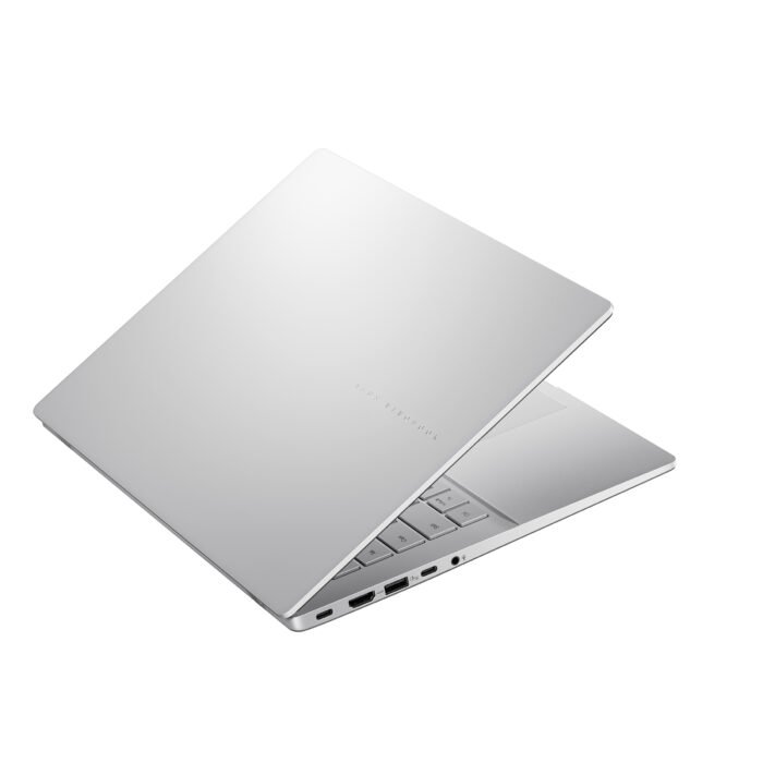 Asus Vivobook S14 | Cool Silver | 14 " | IPS | WUXGA | 60 Hz | 1920 x 1200 pixels | Anti-glare | Intel Core i5 | i5-13420H | 16 GB | DDR5 | Solid-state drive capacity 512 GB | Intel Graphics | Windows 11 Home | 802.11ax | Bluetooth version 5.3 | Keyboard language US international | Keyboard backlit | Battery warranty 12 month(s) | Warranty 24 month(s)