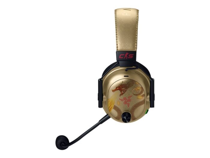 Razer | Gaming Headset | Blackshark V3 Pro | Wireless/Wired | Over-ear | Microphone | Counter-Strike 2 Edition | Noise reduction