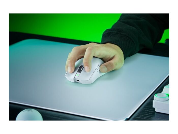 Razer Gaming Mouse | Viper V4 Pro Esports | Wireless | Razer HyperSpeed Wireless Gen-2, Wired | White